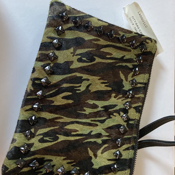 New Laggo Camo Crossbody bag. - Picture 2 of 4